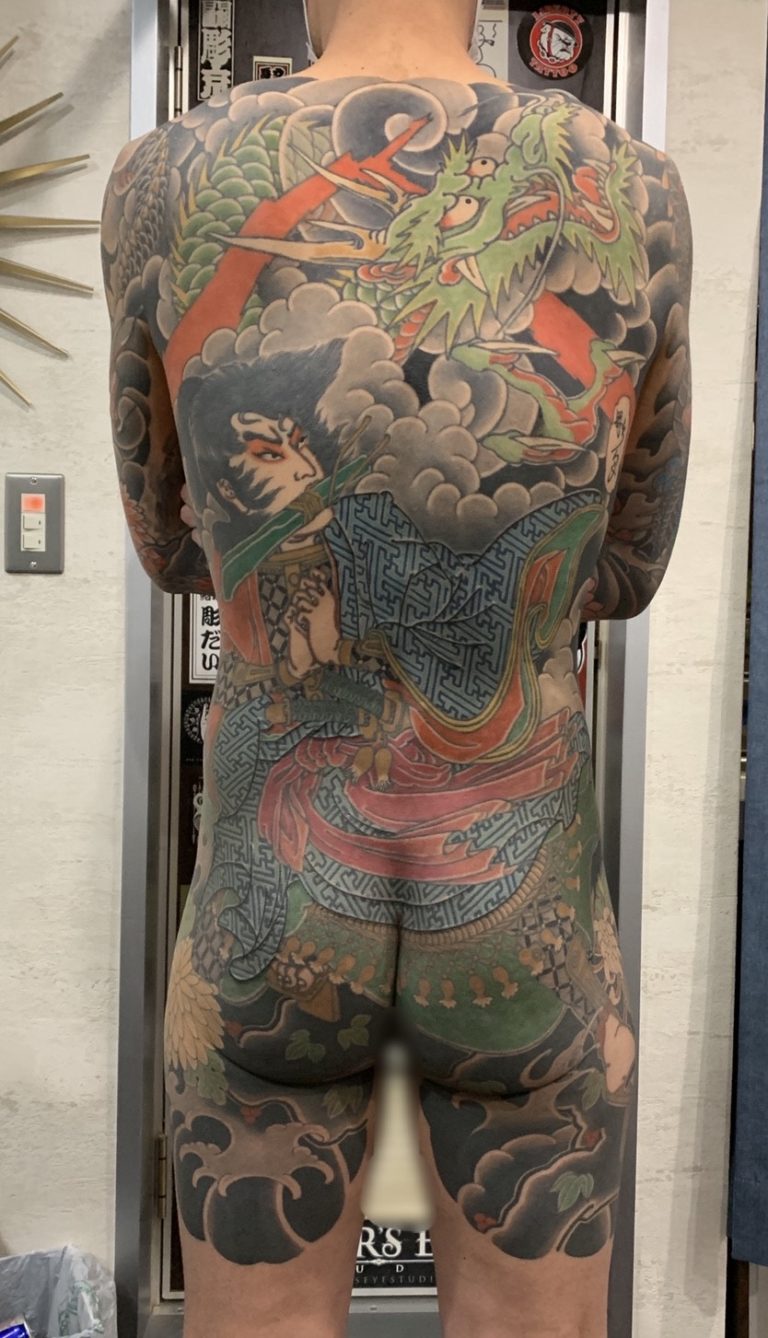 背中一面　龍王丸のタトゥー作品の写真