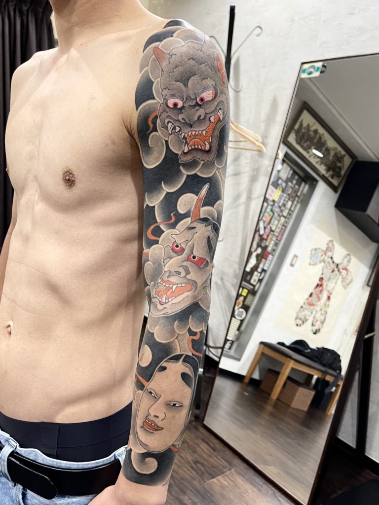 面散らしのタトゥー作品の写真